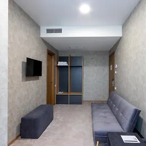 https://brooch-hotel.alltbilisihotels.com