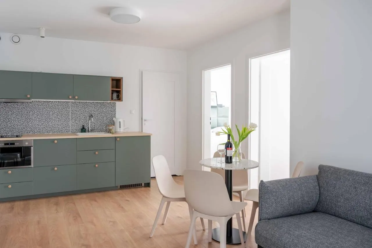 Aparthotel Weissa 7 Krakow 0*,