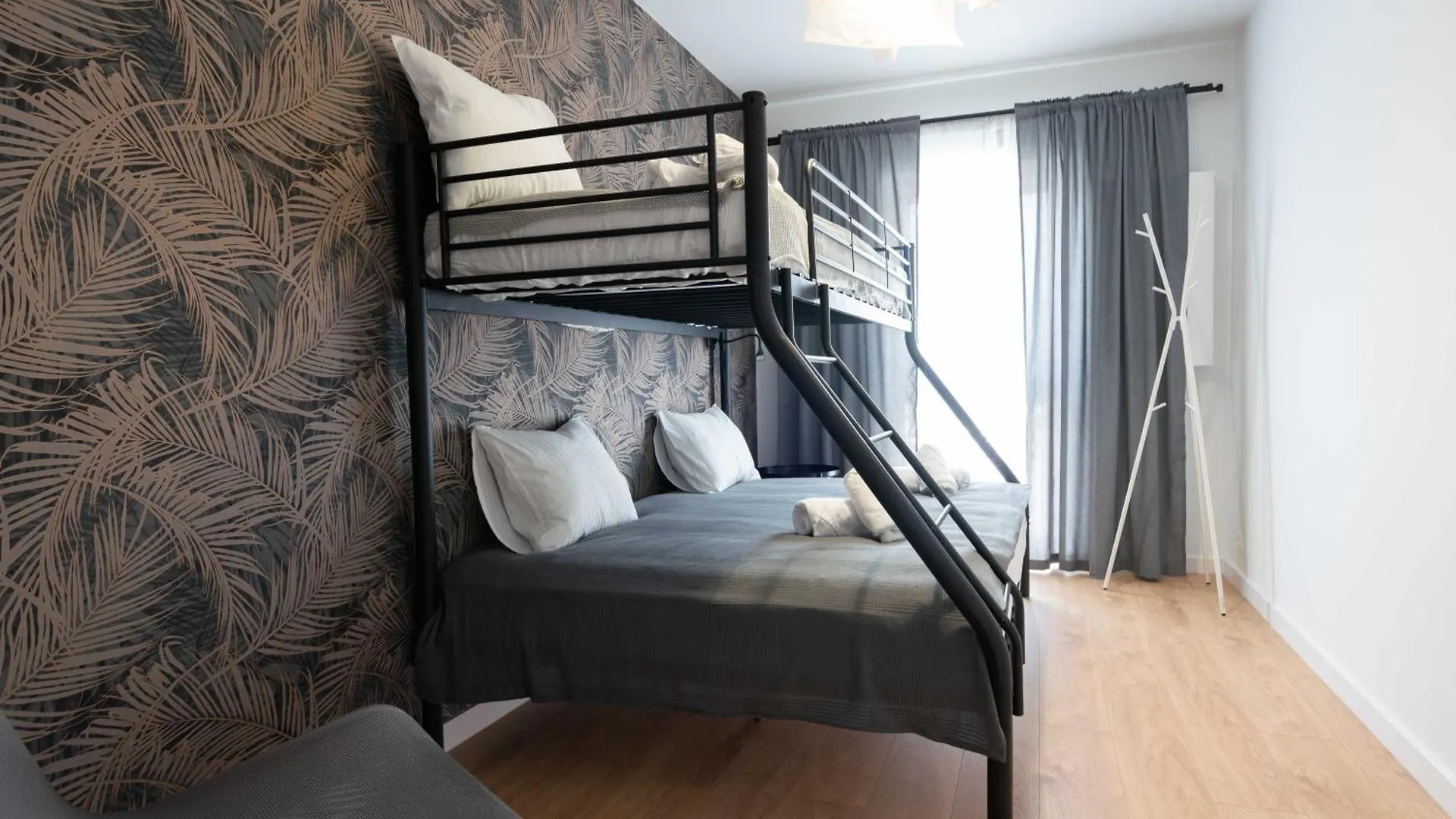 كراكوفيا Aparthotel Weissa 7 0*,